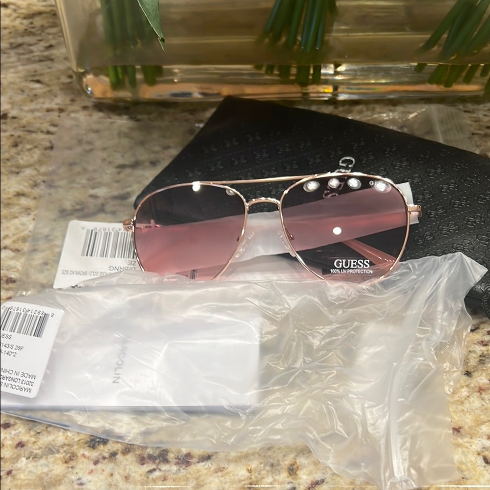 Brown Aviator Sunglasses with Bling on the Arms Lenses